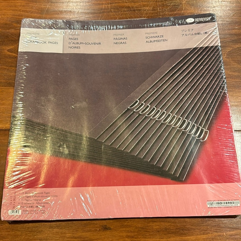 NIP CREATIVE MEMORIES Black Scrapbook Pages 12 x 12 Factory Sealed New Original